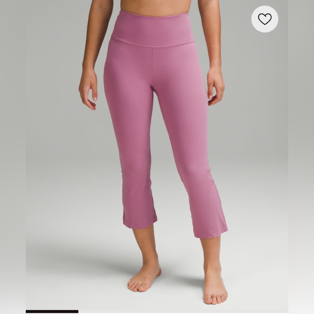 LULULEMON  Groove Super-High-Rise Crop 23"